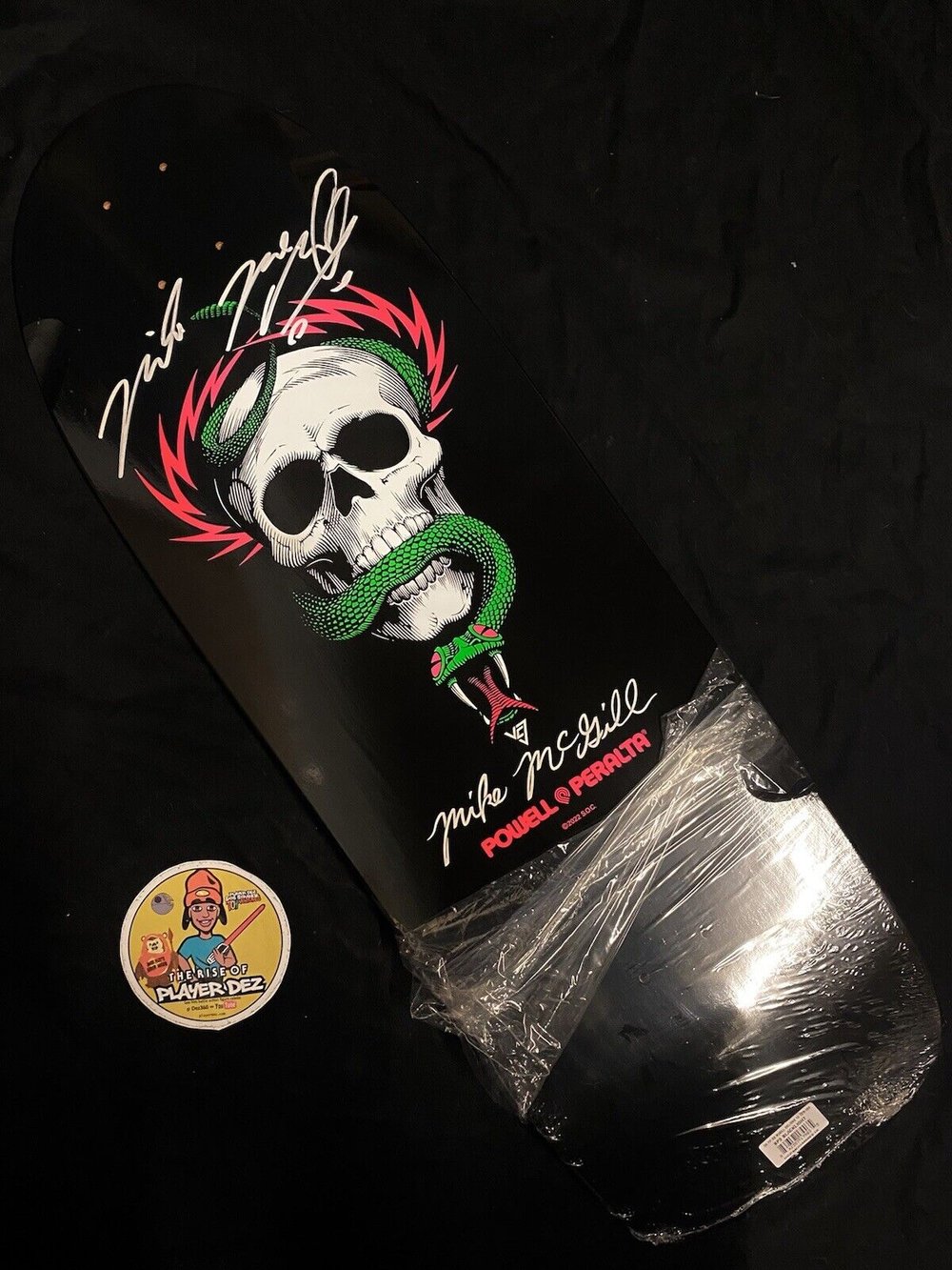 Signed Mike Mcgill Autographed Skateboard Deck Powell Peralta Black White