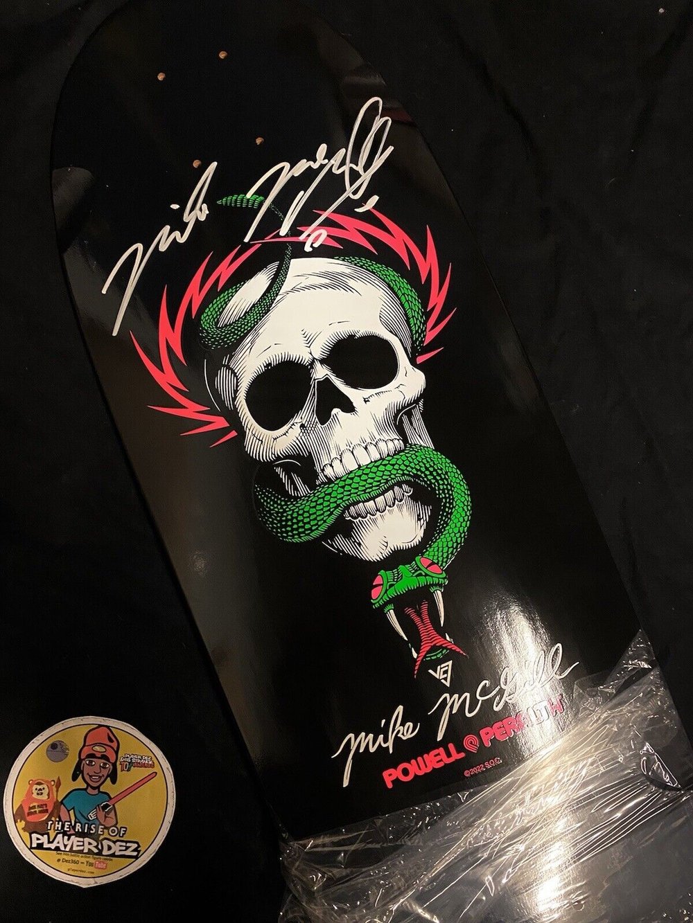 Signed Mike Mcgill Autographed Skateboard Deck Powell Peralta Black White